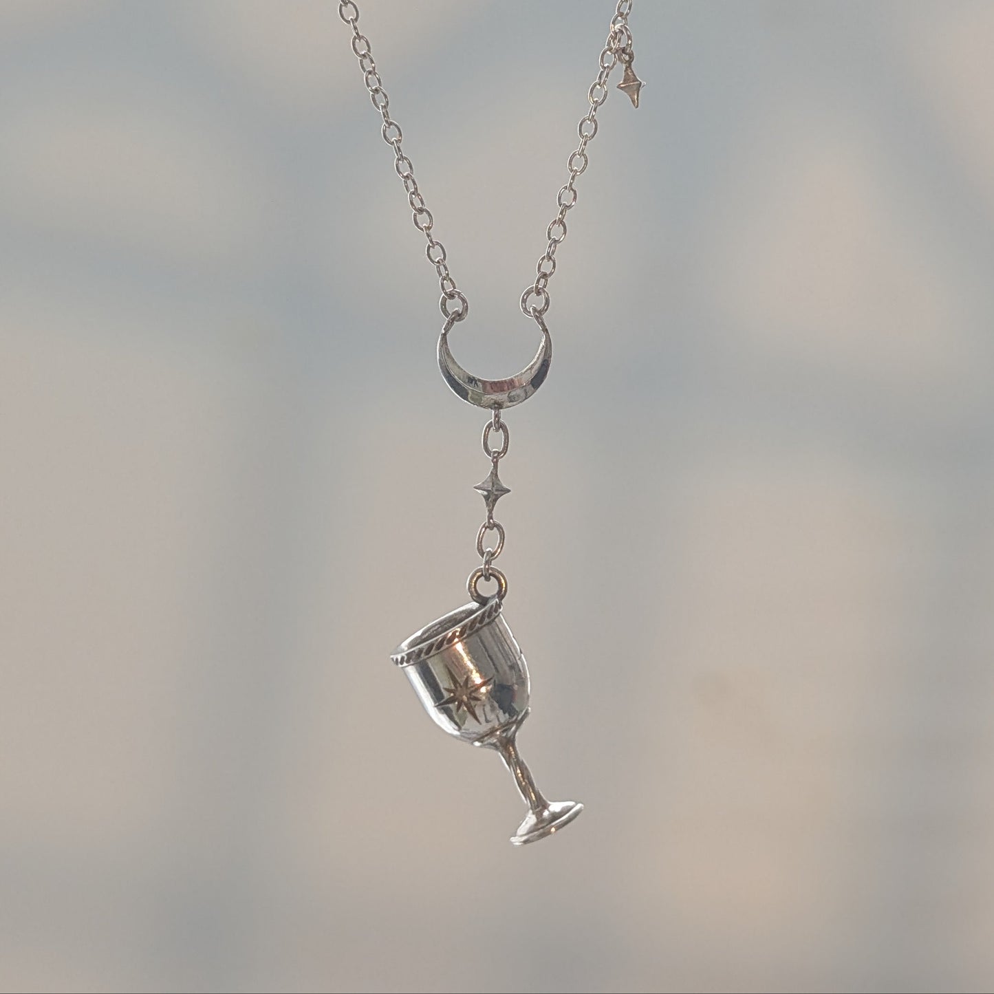Deep in the Cups || Necklace